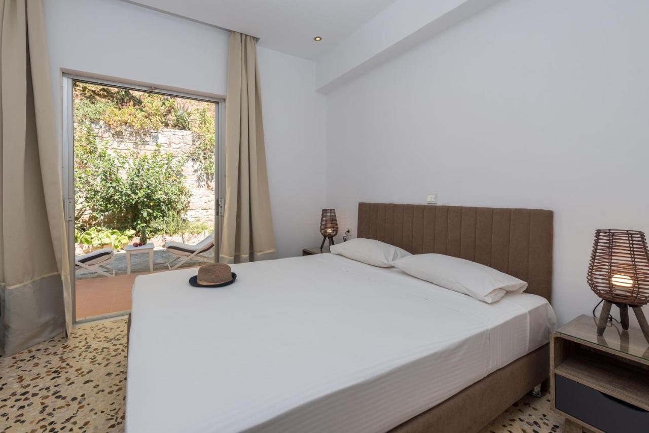 Akrotiri  Anastasia Miramar Deluxe Apartments מראה חיצוני תמונה